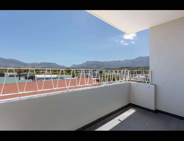 1 BEDROOM APARTMENT SOLD IN PLUMSTEAD